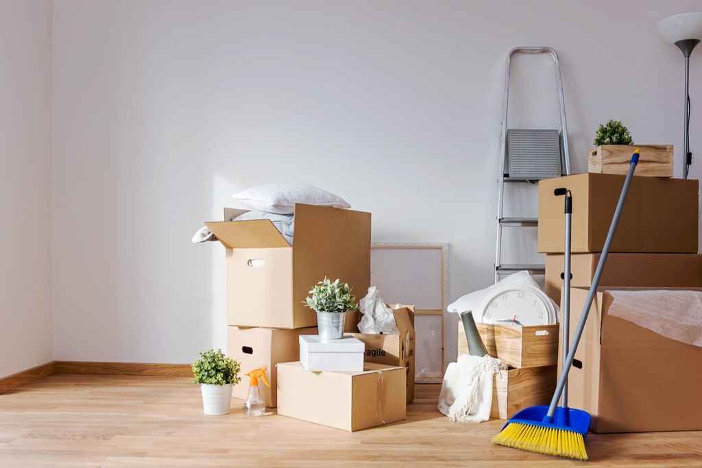 The Ultimate Guide to Apartment Cleanout: Declutter Like a Pro